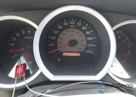 2008 Toyota Tacoma Prerunner V6 z USA, uszkodzony, nr VIN 3TMJU62N68M057073